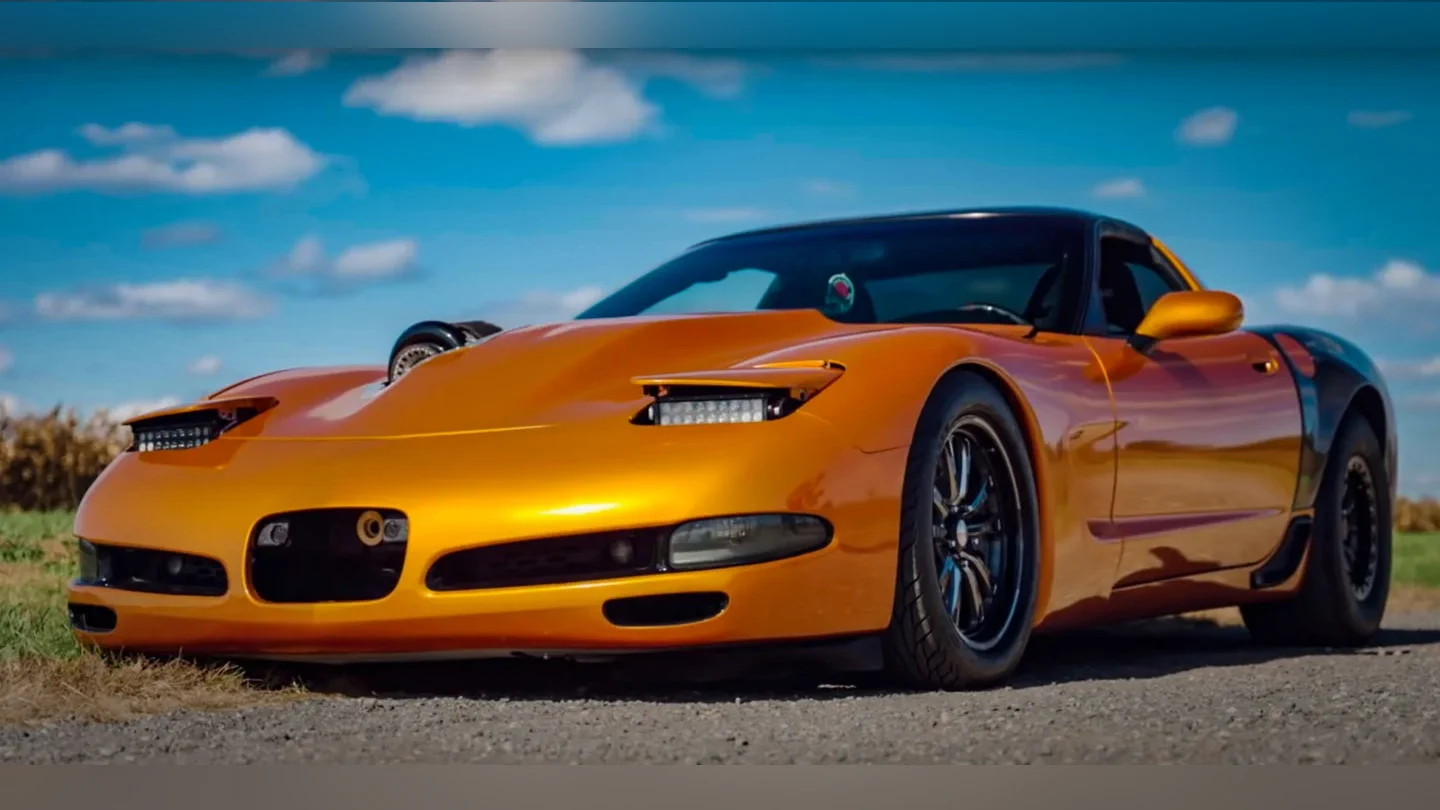 Click to Enlarge-Esc to Close Corvette Generations/C5/C5 1998 Gold ripper.webp